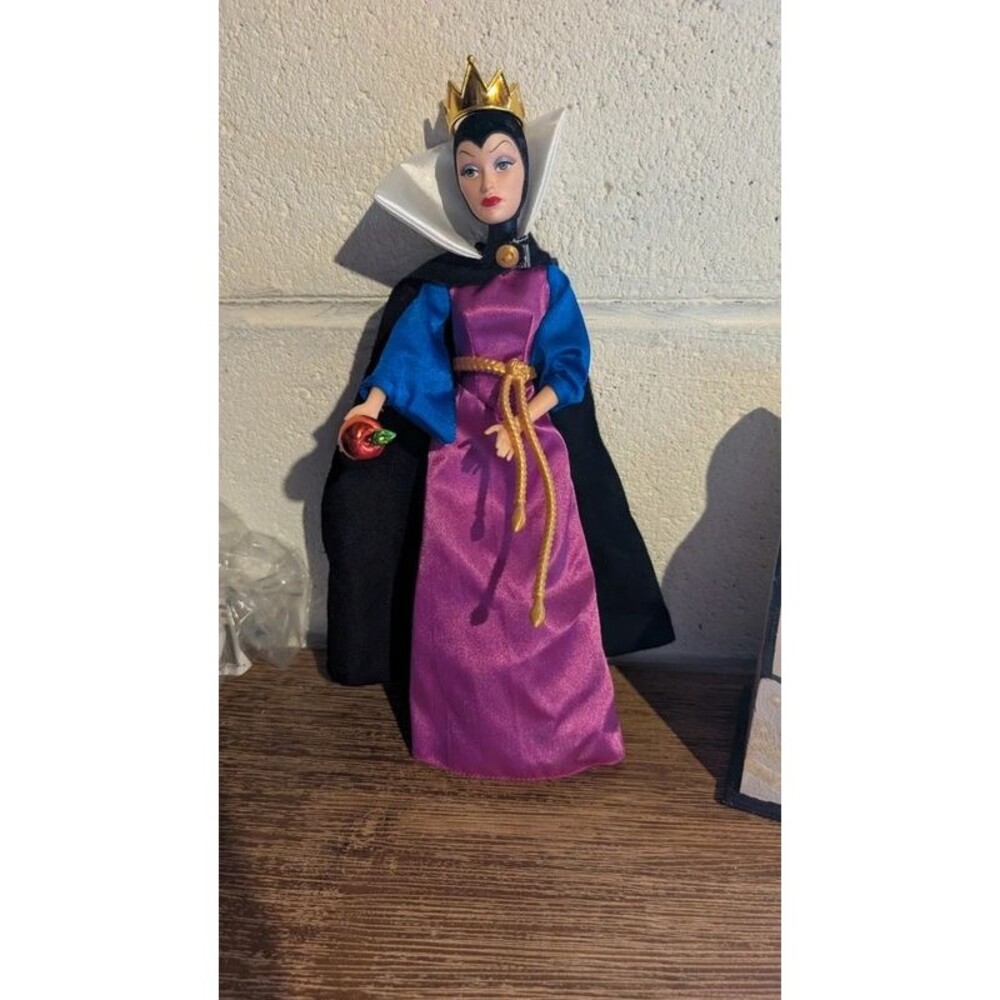 Evil queen mattel signature collection barbie doll